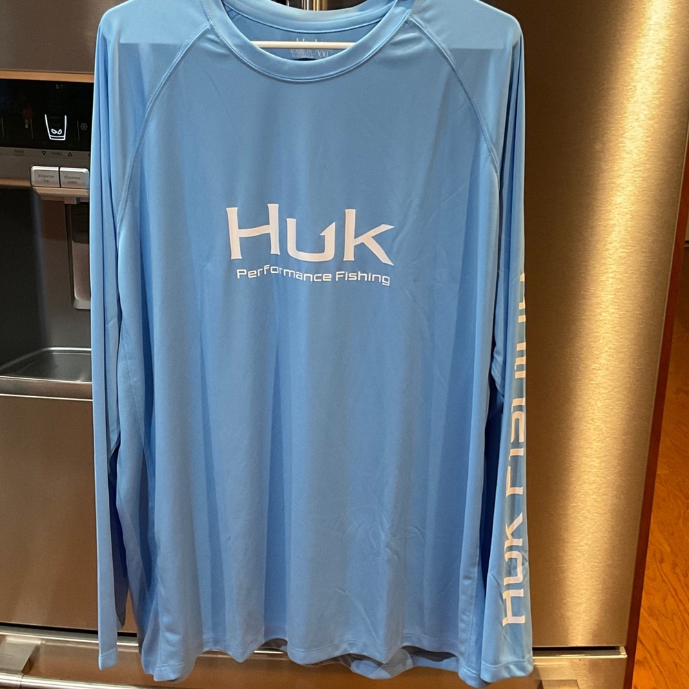 NWT Huk Performance Fishing Tee